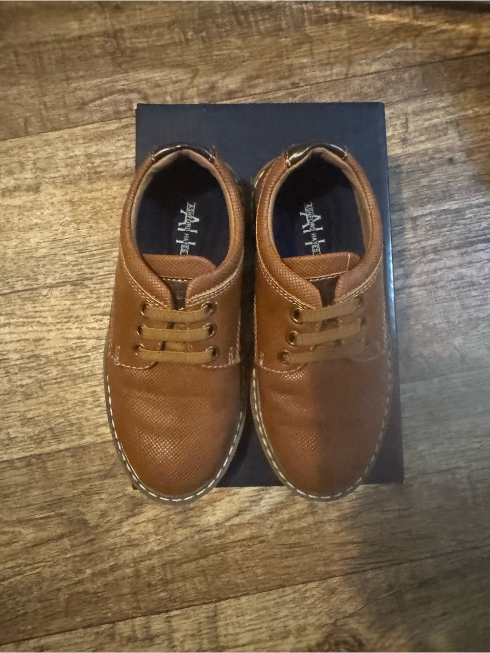 Little boys lace up casual shoes